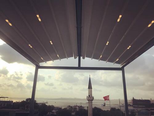 leafawning_1535556488_1856704858231349605_5571069908